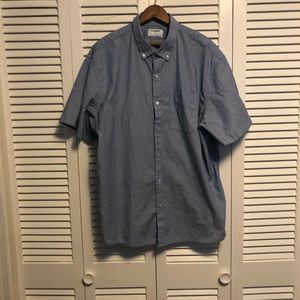 Vintage Old Navy Men's Short Sleeve Button Down. Size XXL.